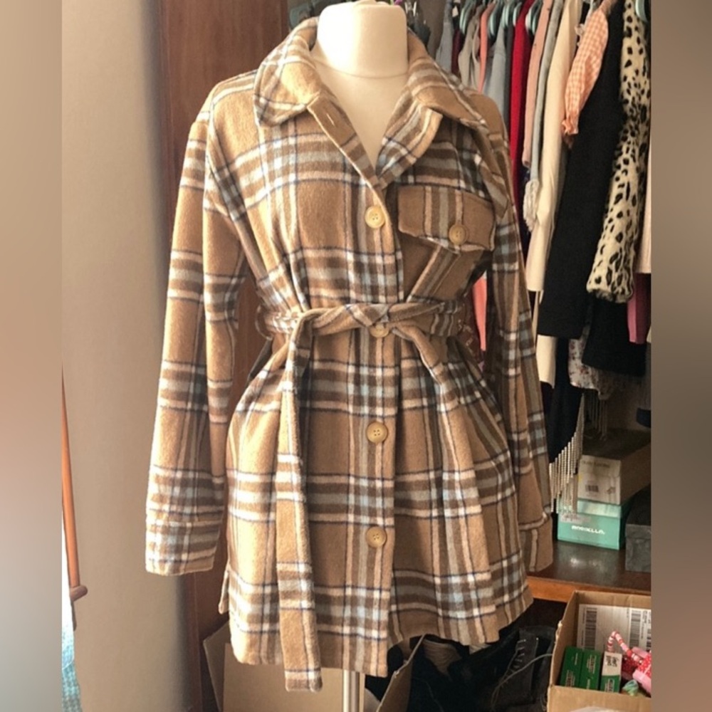 Kori Coat - Picture 1 of 3
